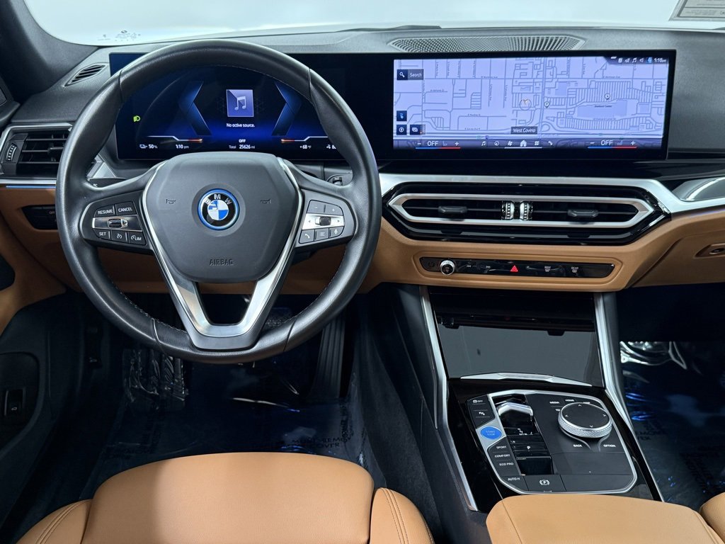 Used 2024 BMW i4 eDrive35 w/ Convenience Package image 33