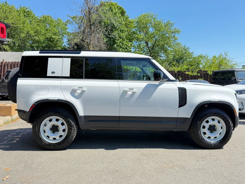 Used 2023 Land Rover Defender 110 AWD/4WD image 5