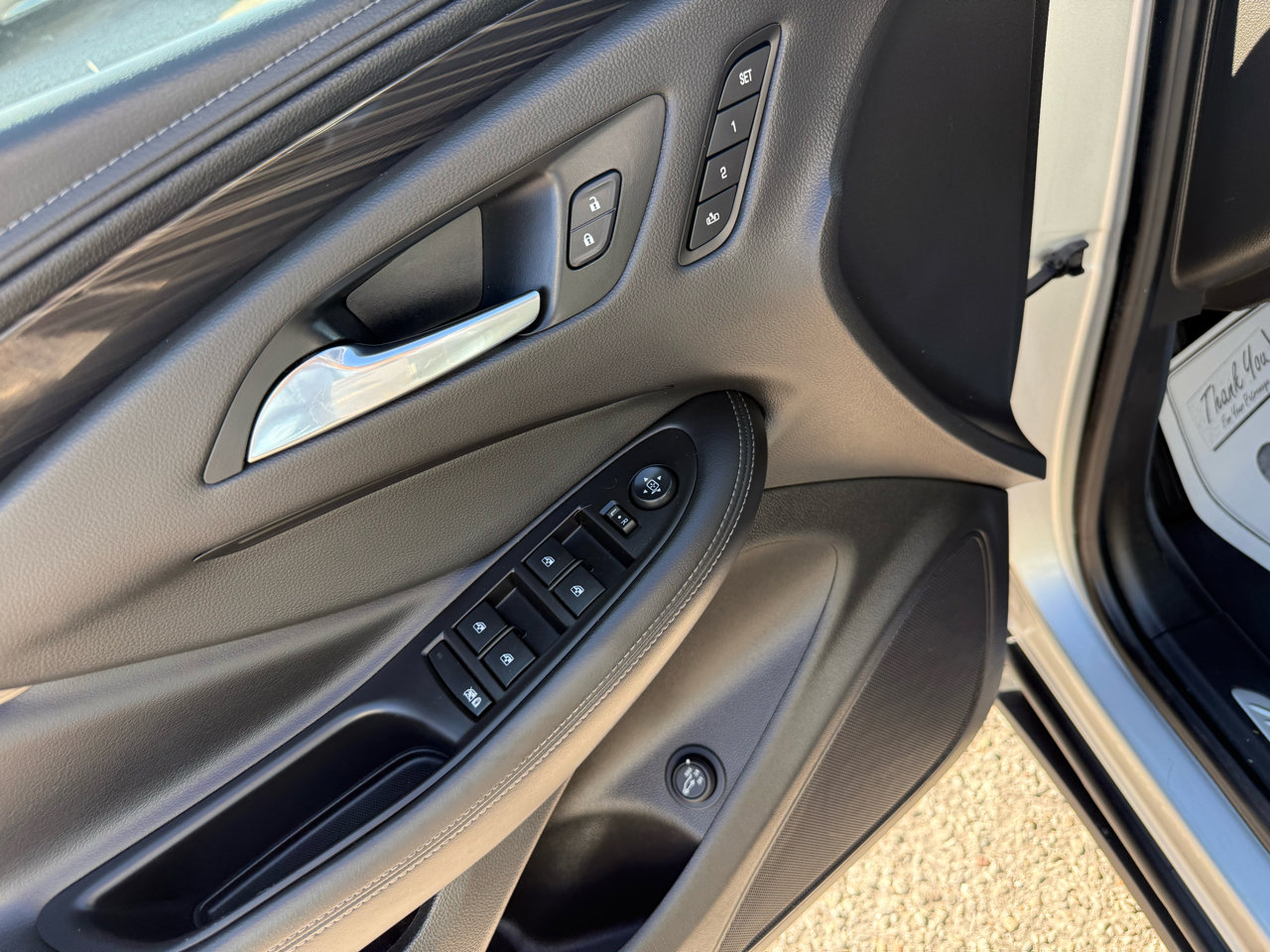 Used 2019 Buick Envision Essence image 15