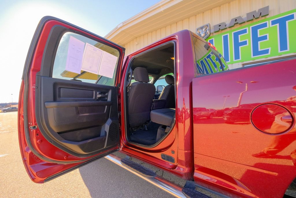 Used 2024 RAM 3500 Tradesman image 27