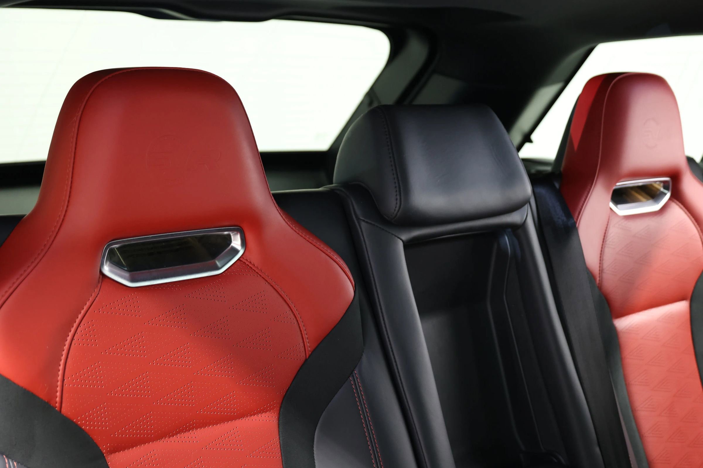 Used 2020 Land Rover Range Rover Sport SVR image 68