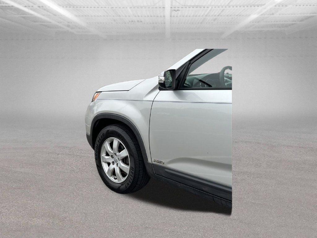 Used 2013 Kia Sorento LX AWD/4WD image 39