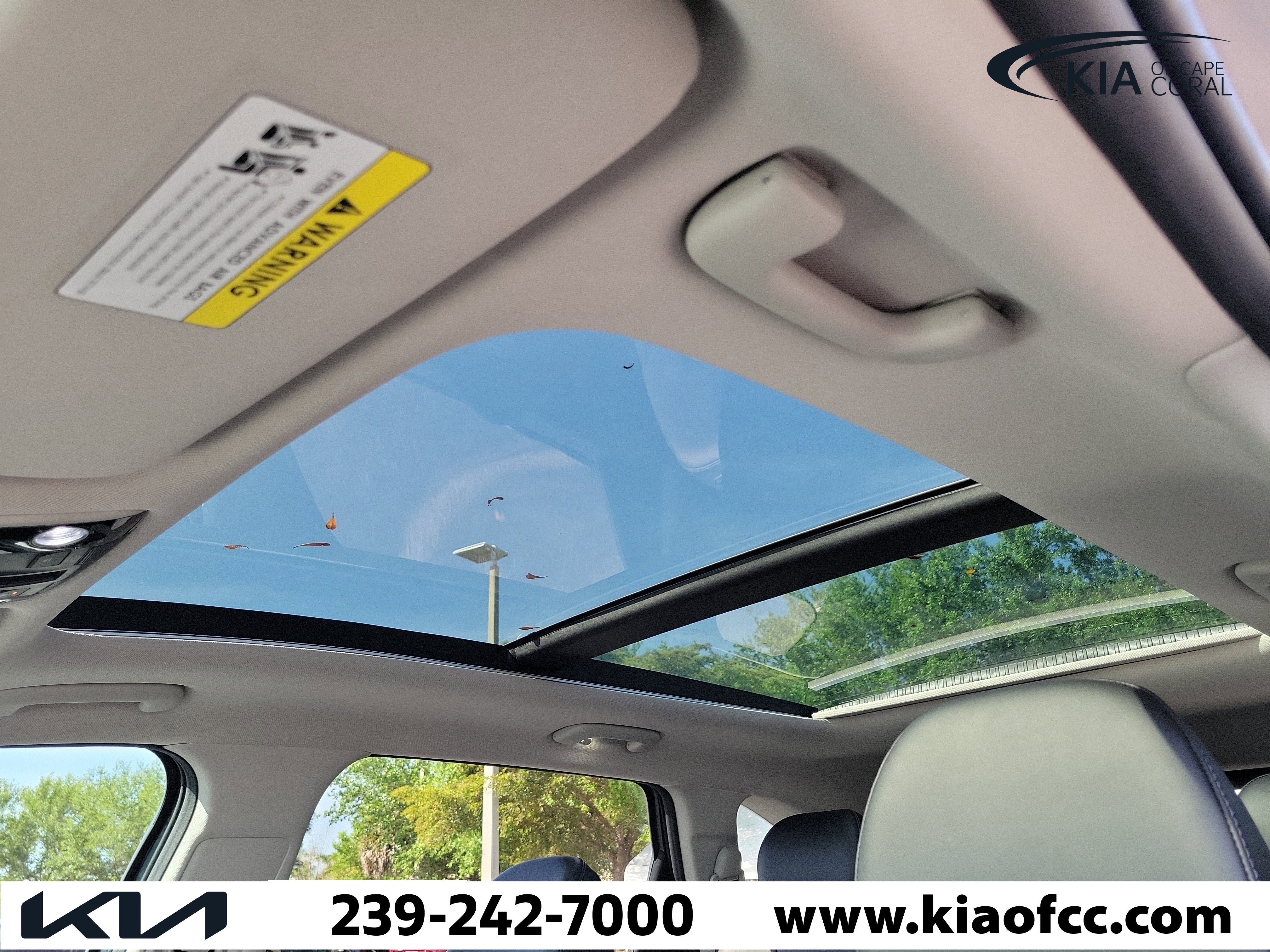 Certified 2024 Kia Sorento S w/ Panoramic Sunroof Package image 19