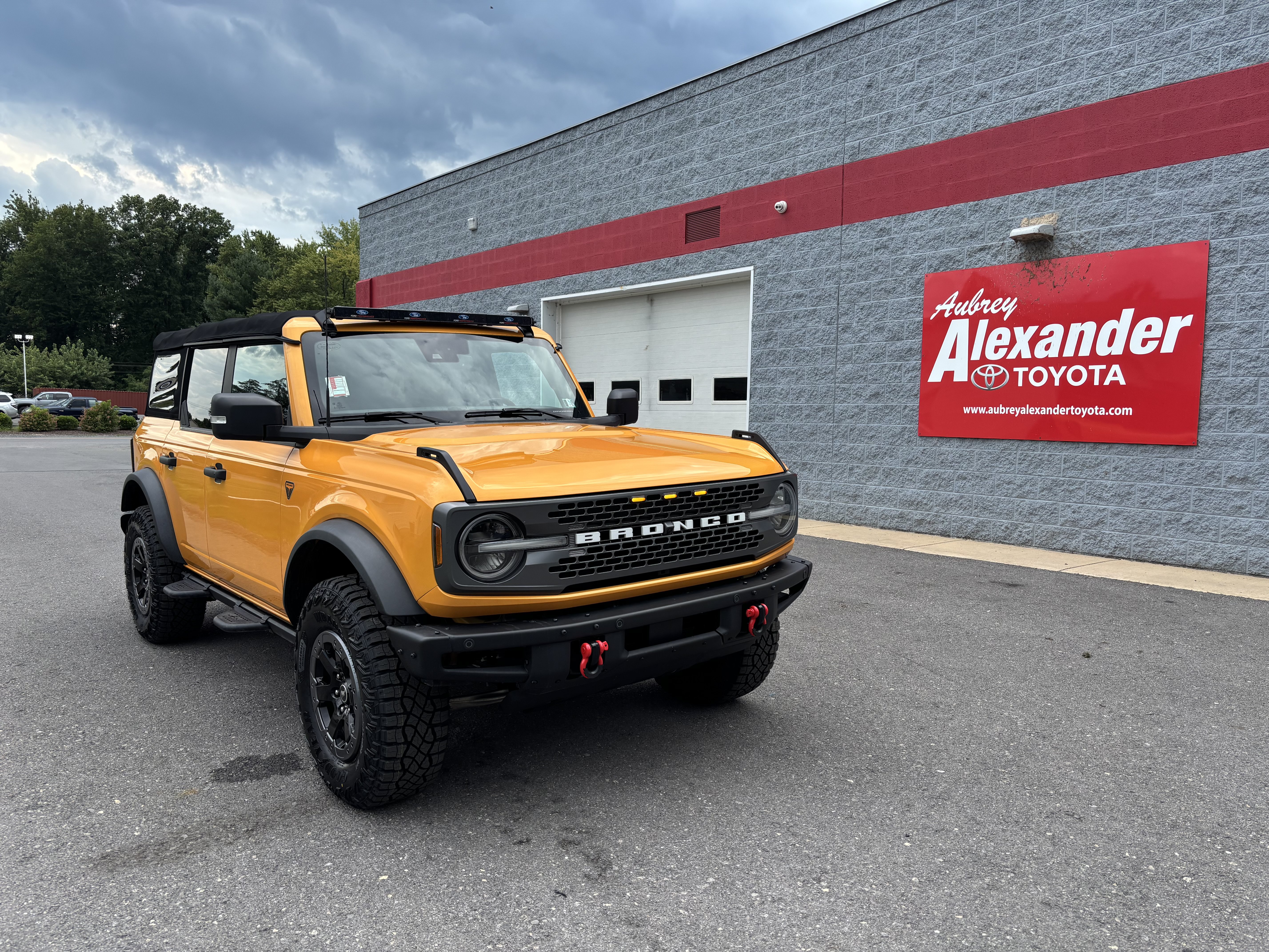 Used 2021 Ford Bronco Badlands AWD/4WD image 1