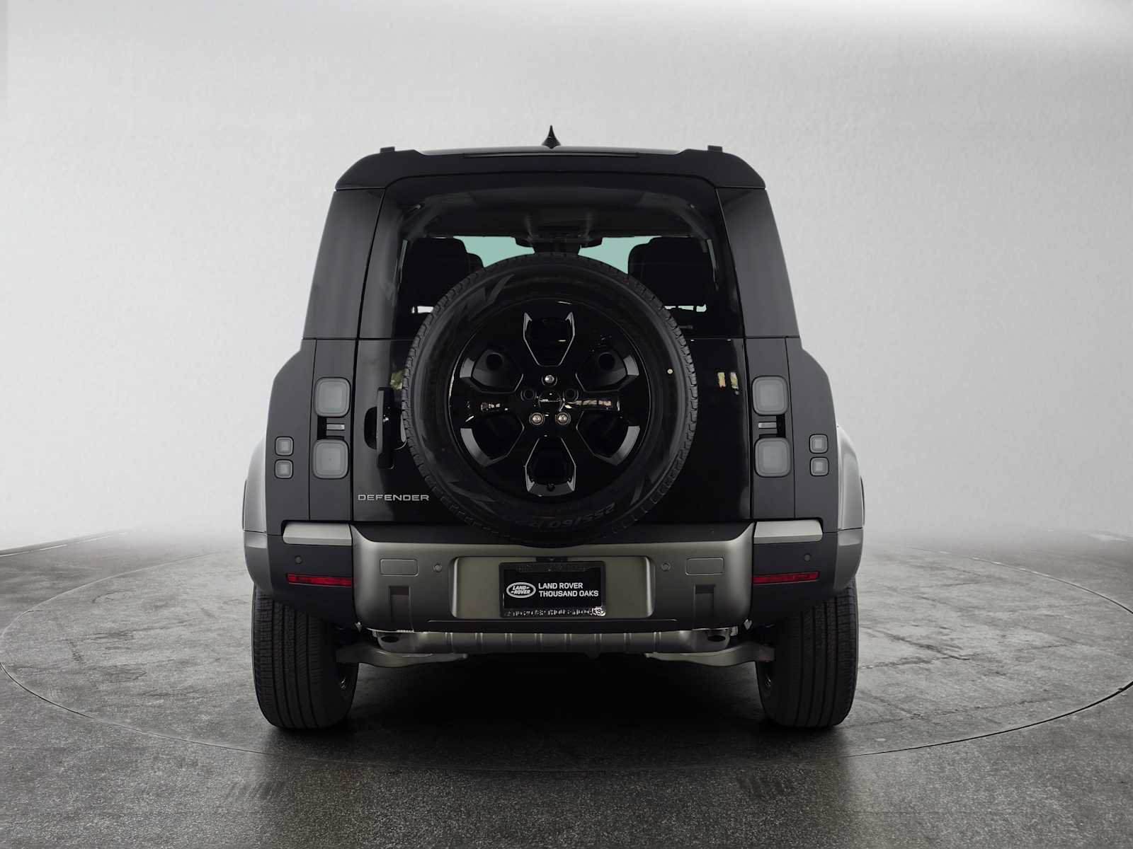 New 2026 Land Rover Defender 110 S AWD/4WD image 4