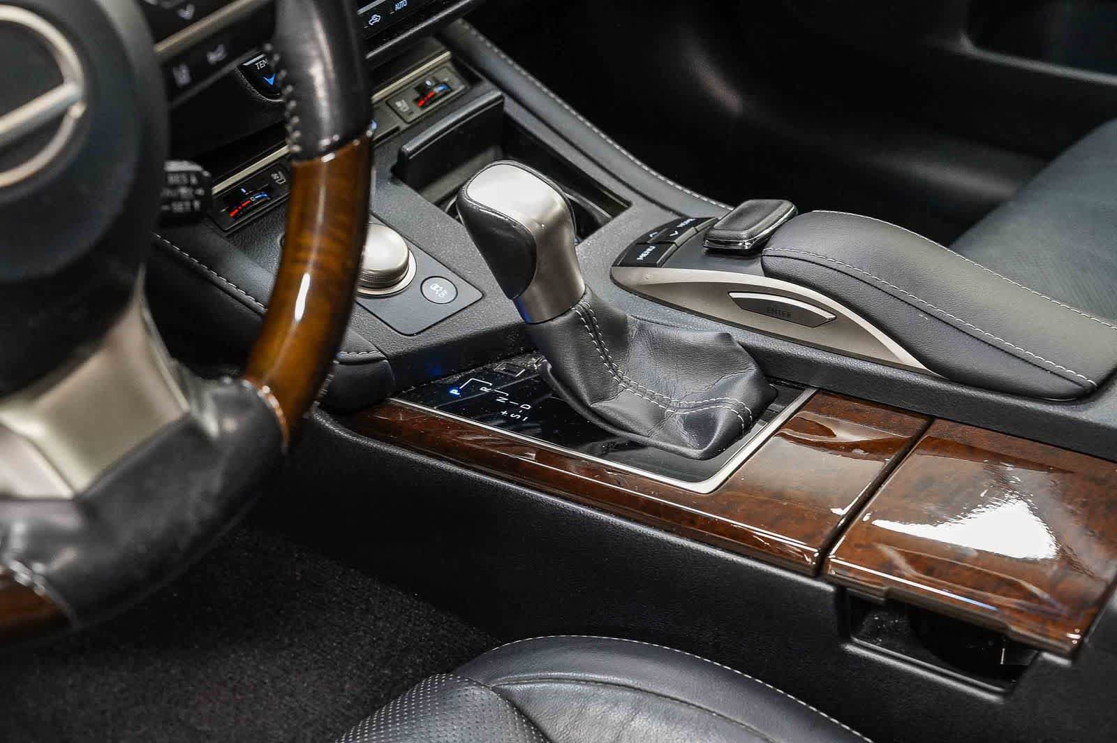 Used 2016 Lexus ES 350 w/ Luxury Package w/Wood Trim FWD image 24