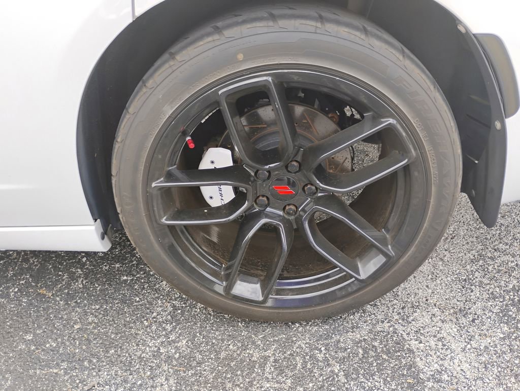 Used 2018 Dodge Charger R/T w/ Blacktop Package RWD image 14
