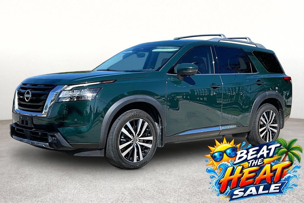 Used 2023 Nissan Pathfinder Platinum FWD image 5