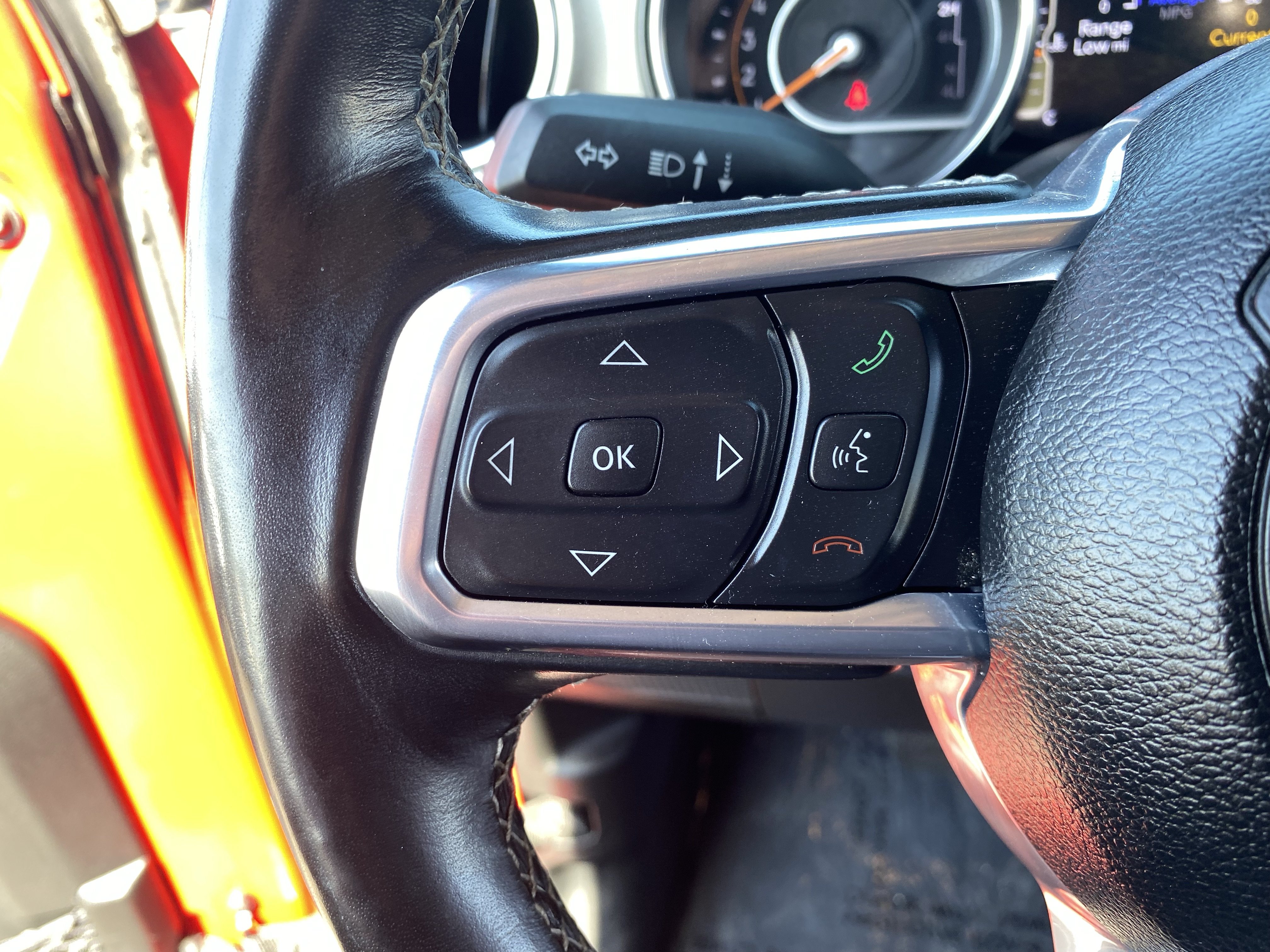 Used 2023 Jeep Wrangler Unlimited Sahara w/ Cold Weather Group AWD/4WD image 27
