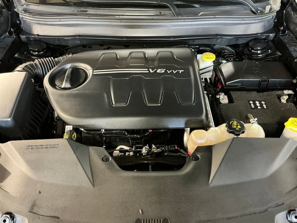 Certified 2022 Jeep Cherokee Trailhawk AWD/4WD image 10