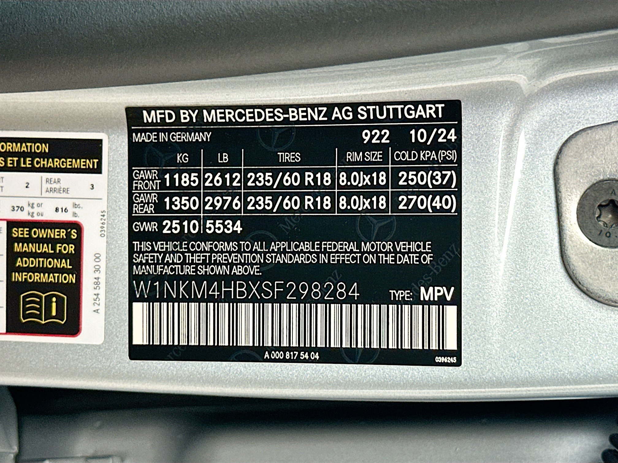Used 2025 Mercedes-Benz GLC 300 4MATIC image 34