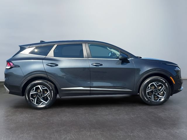 Used 2025 Kia Sportage LX AWD/4WD image 6