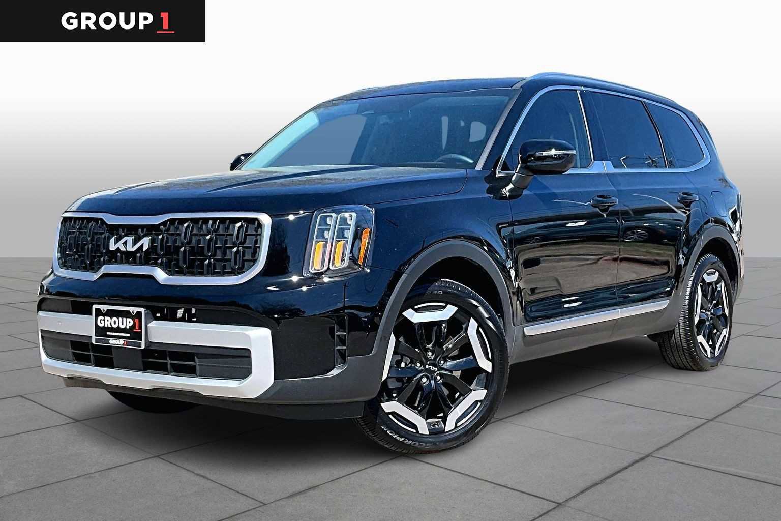 Used 2024 Kia Telluride EX w/ EX Captain's Chair Package
