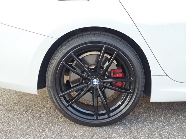 Used 2024 BMW 330i xDrive Sedan w/ M Sport Package AWD/4WD image 5