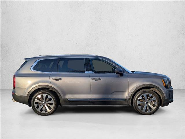 Used 2021 Kia Telluride EX w/ EX Premium Package image 4
