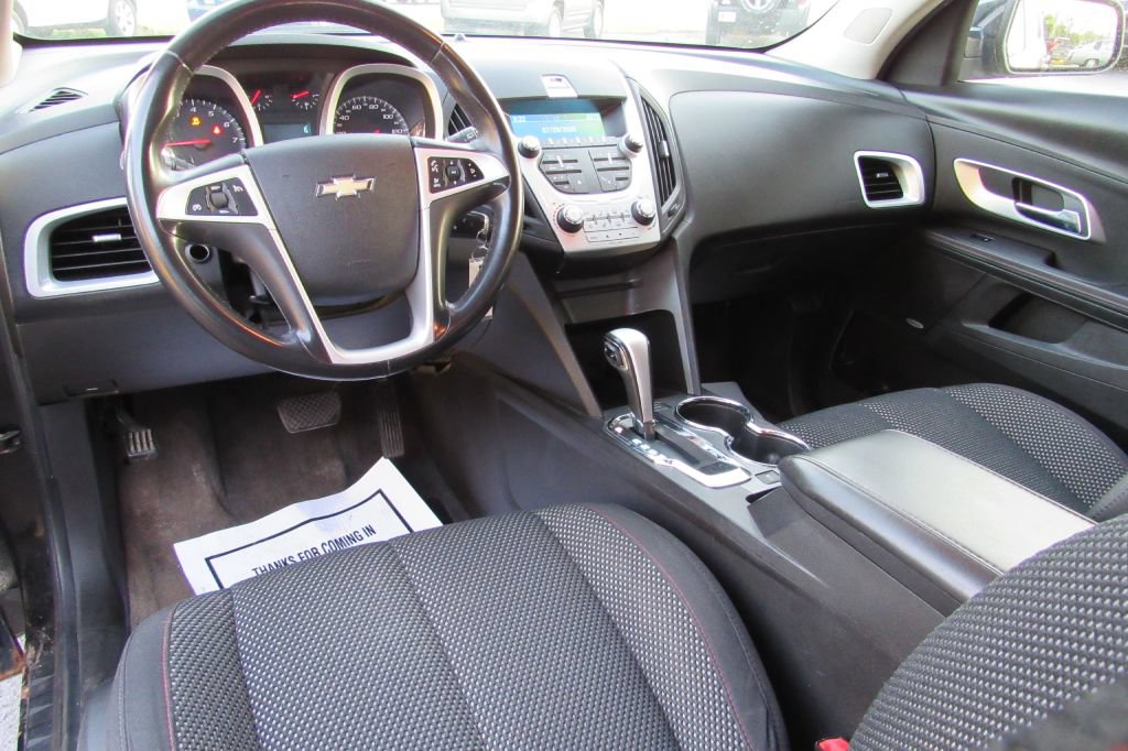 Used 2010 Chevrolet Equinox LT AWD/4WD image 18