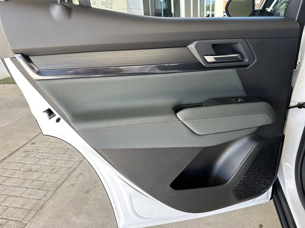New 2026 GMC Terrain AT4 AWD/4WD image 28