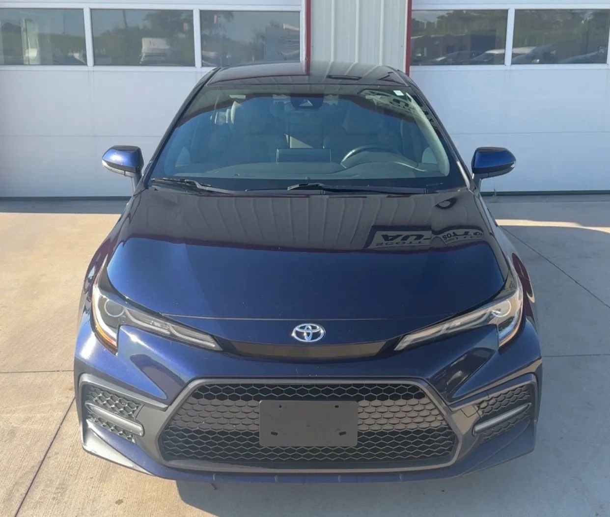 Used 2021 Toyota Corolla SE image 2