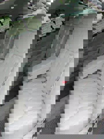 Used 2010 Cadillac DTS Luxury FWD image 16