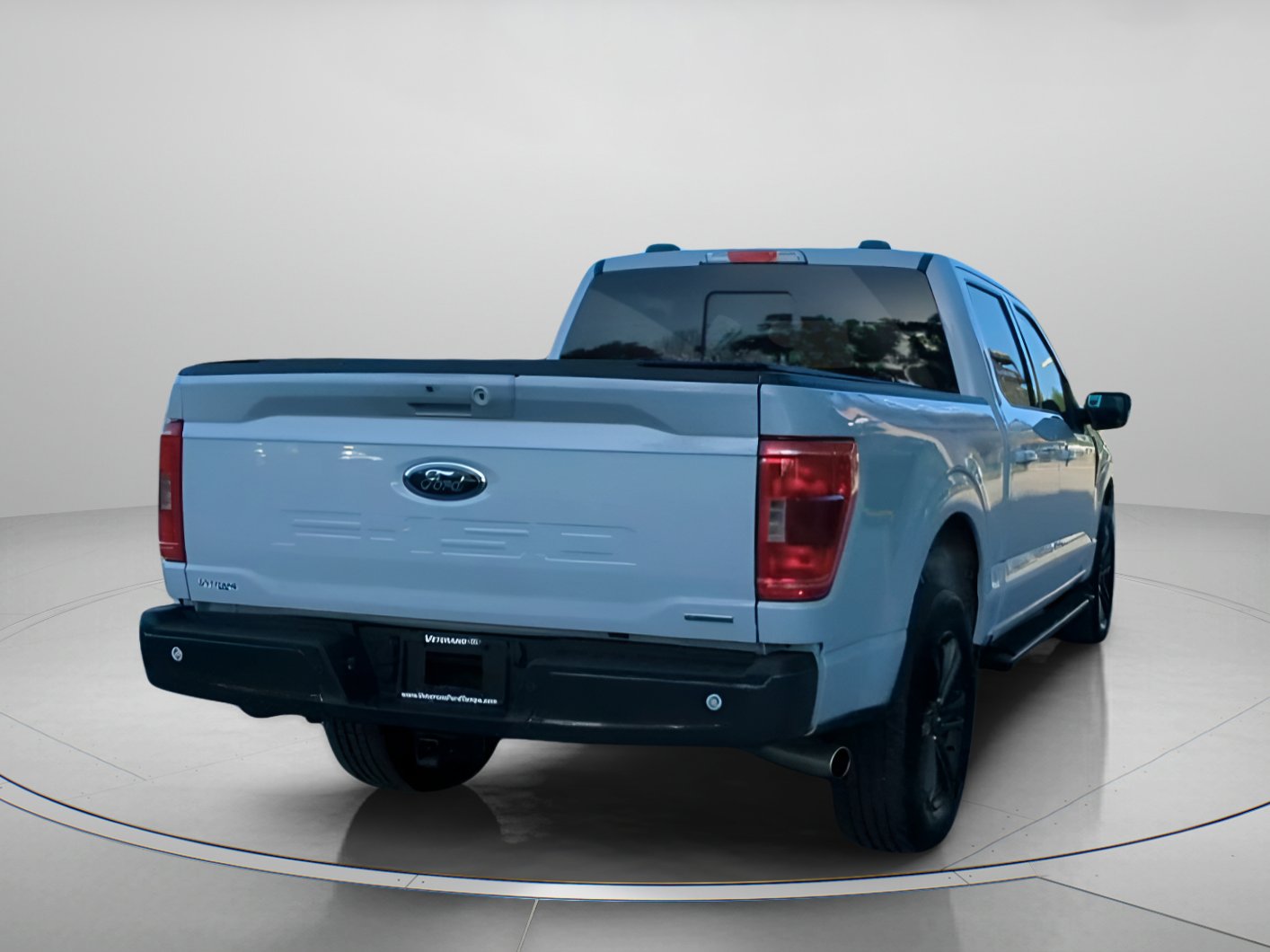 Certified 2022 Ford F150 XLT w/ Equipment Group 302A High image 26