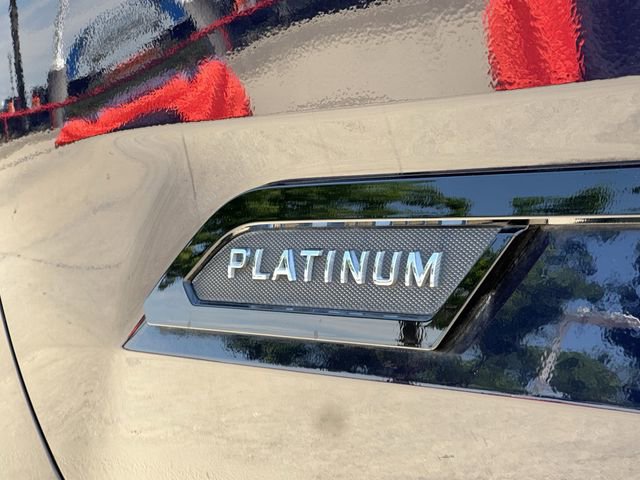Used 2023 Toyota Tundra Platinum AWD/4WD image 8