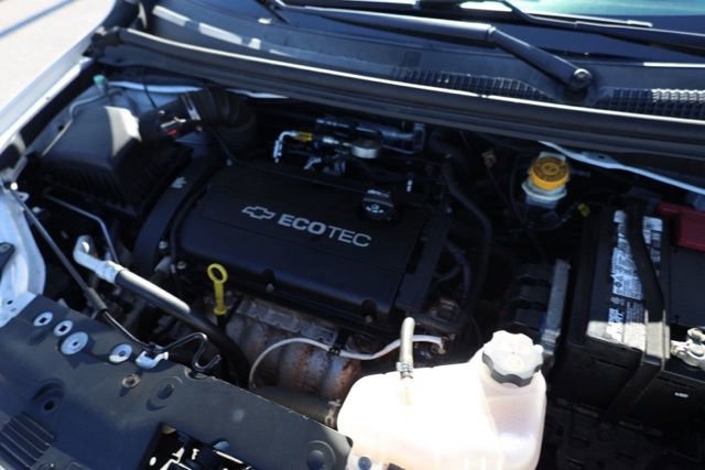 Used 2016 Chevrolet Sonic LT image 37