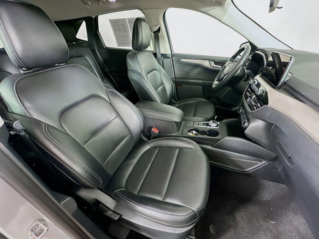 Used 2021 Ford Escape SEL image 36