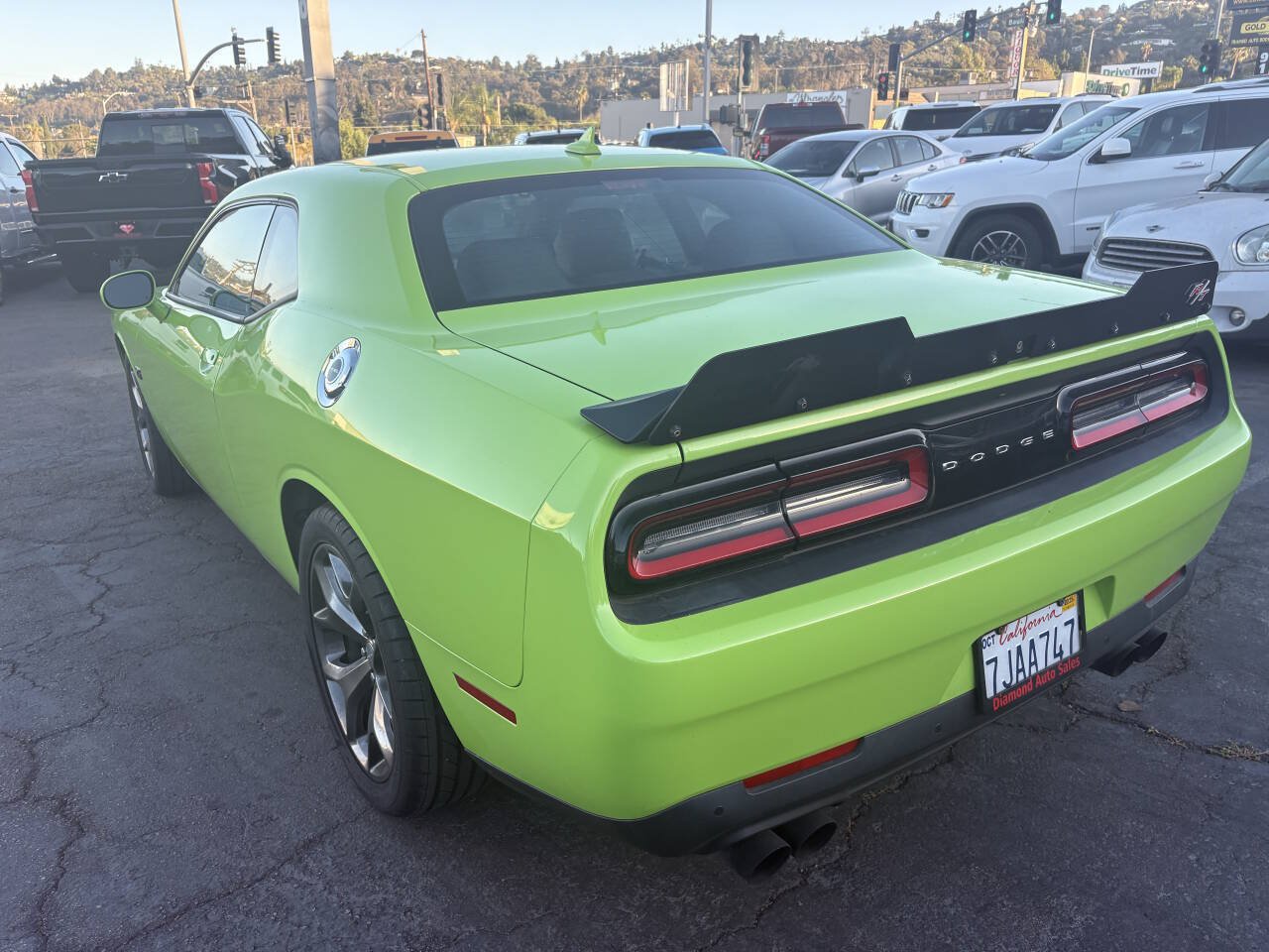 Used 2015 Dodge Challenger R/T Plus RWD image 9