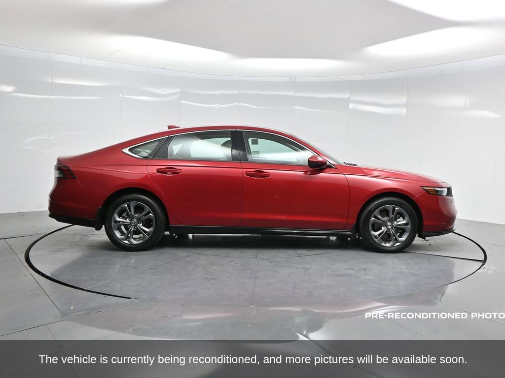 Used 2024 Honda Accord EX-L image 41