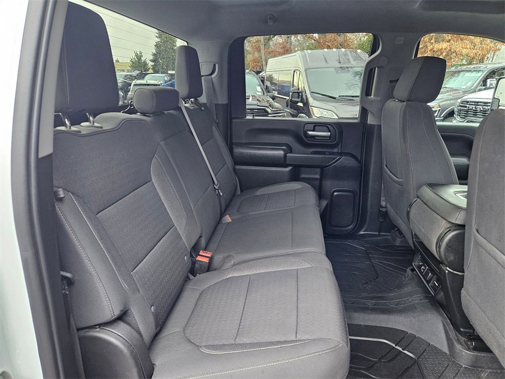 Used 2022 Chevrolet Silverado 3500 LT image 16