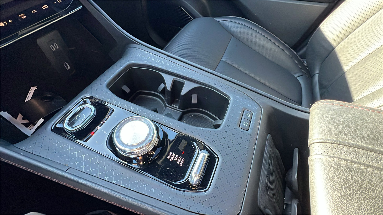 Used 2024 Jeep Wagoneer Launch Edition image 31