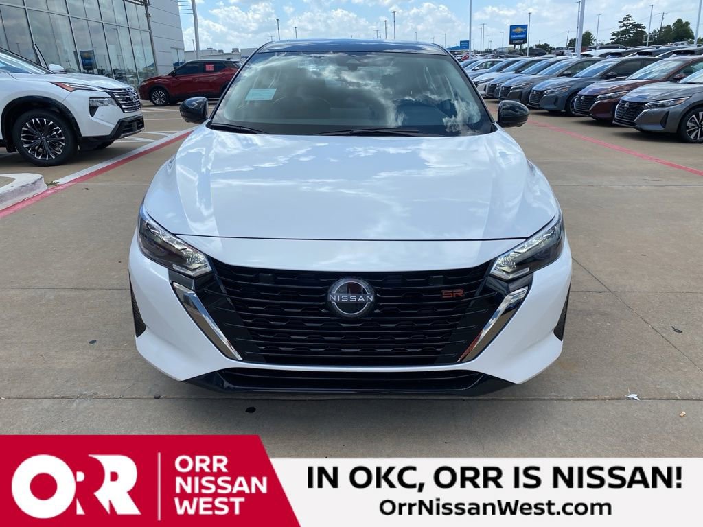 New 2025 Nissan Sentra SR w/ SR Premium Package FWD image 8