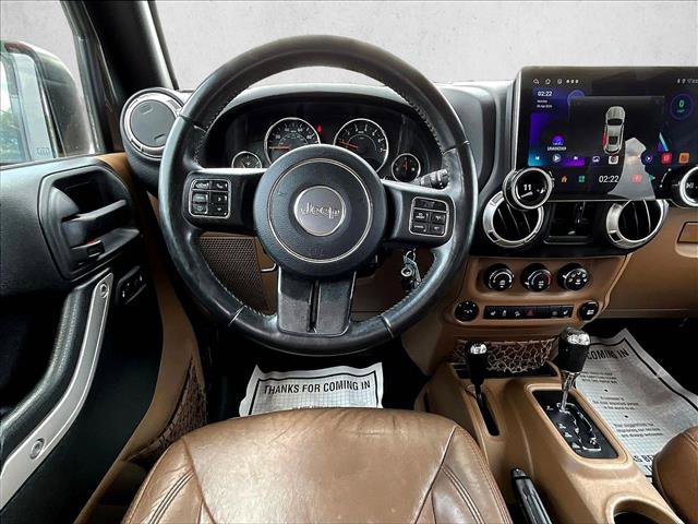 Used 2017 Jeep Wrangler Unlimited Sahara w/ Connectivity Group image 7