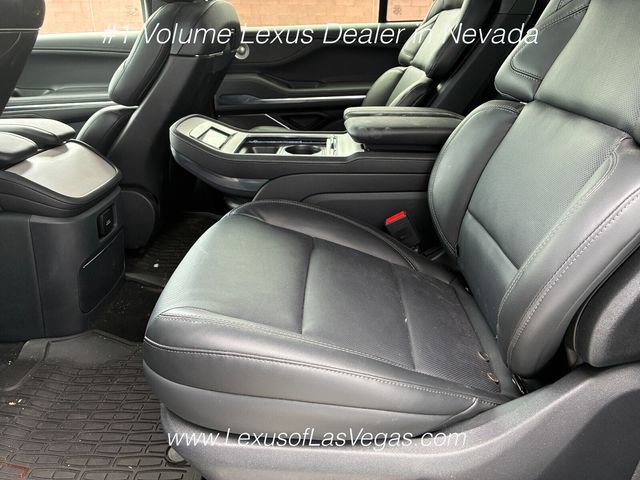 Used 2026 Lincoln Navigator Reserve w/ Jet Appearance Package AWD/4WD image 5