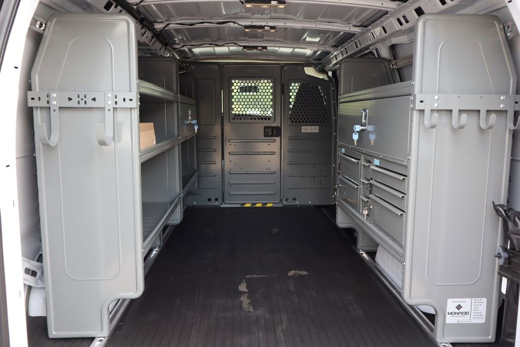 New 2025 Chevrolet Express 2500 w/ Driver Convenience Package image 29