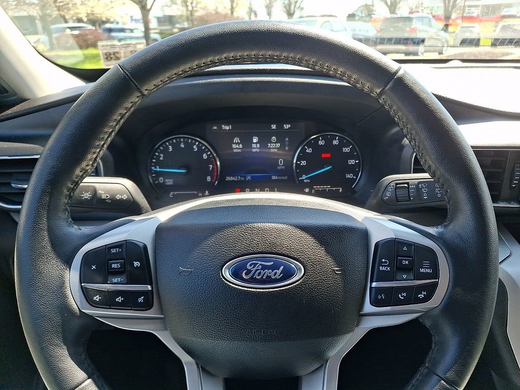 Certified 2023 Ford Explorer XLT w/ Equipment Group 202A AWD/4WD image 18