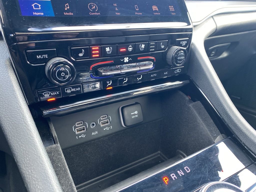 Used 2023 Jeep Grand Cherokee L Overland image 29