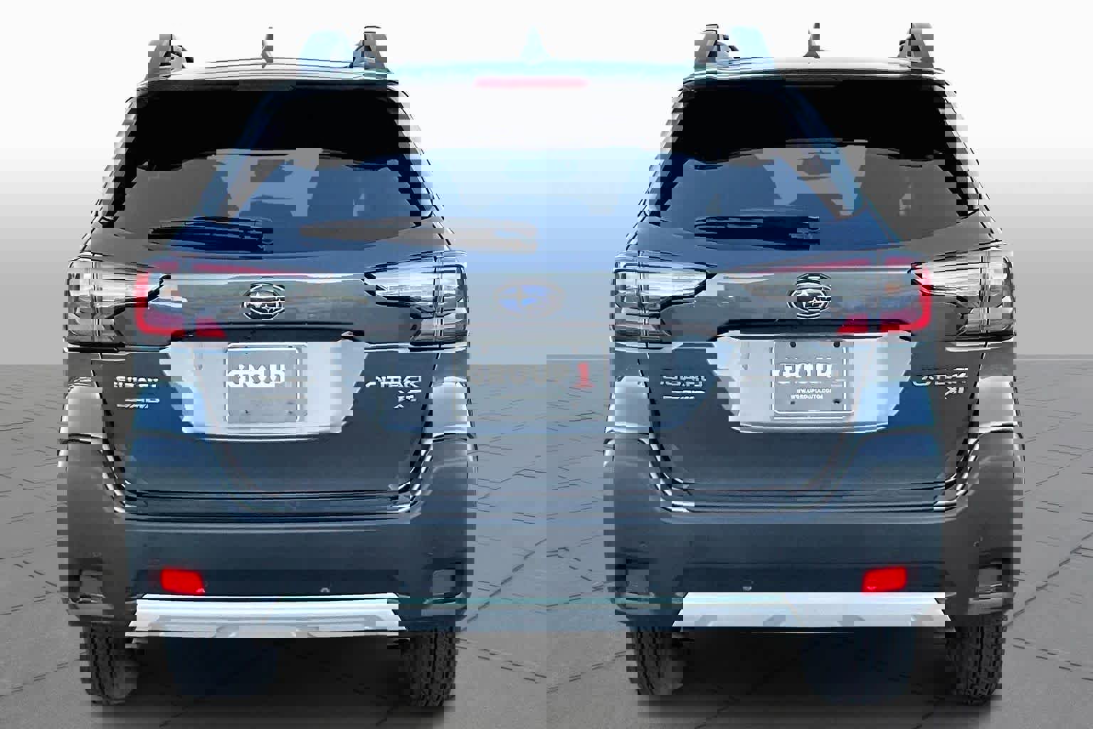 Used 2023 Subaru Outback Limited XT image 4