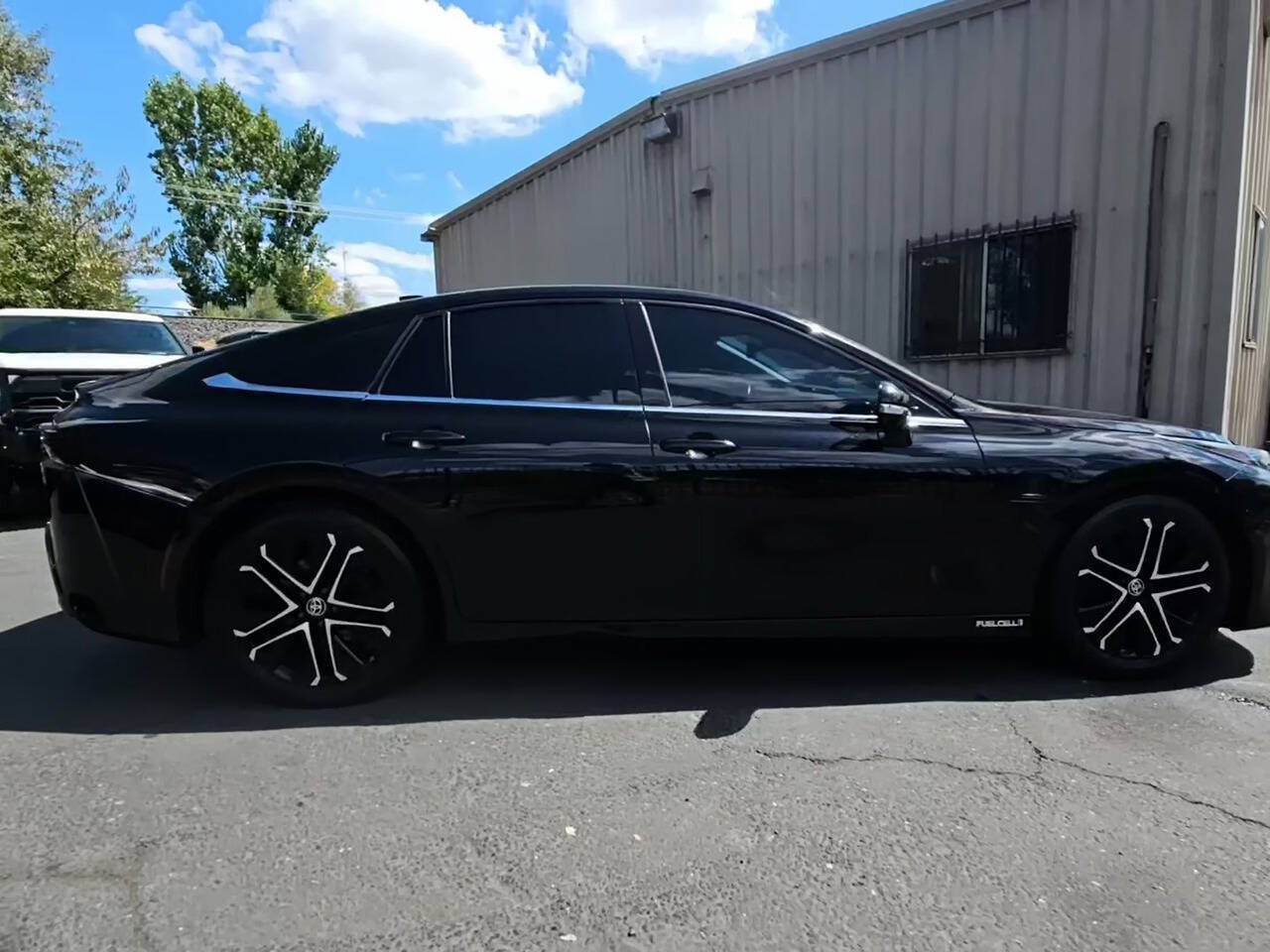 Used 2023 Toyota Mirai w/ Toyota Teammate Package RWD image 5