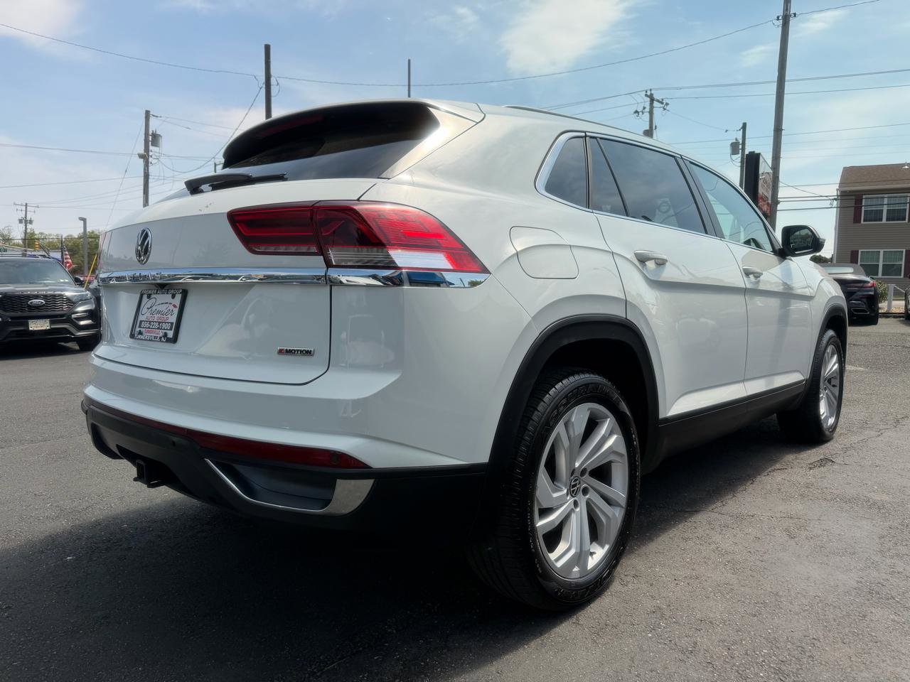 Used 2020 Volkswagen Atlas Cross Sport SEL AWD/4WD image 5