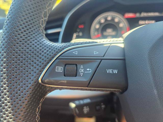 Used 2024 Audi Q7 3.0T Prestige AWD/4WD image 36