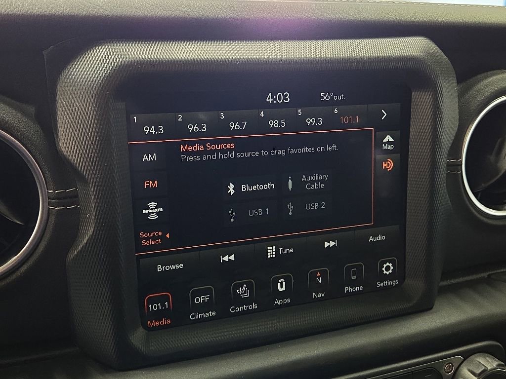 Used 2021 Jeep Gladiator Overland w/ Uconnect 4C Nav & Sound Group AWD/4WD image 17