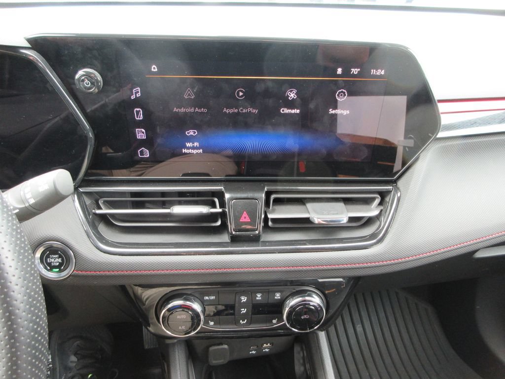 Certified 2024 Chevrolet TrailBlazer RS w/ Convenience Package FWD image 31