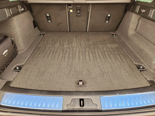 Used 2026 Land Rover Range Rover Velar S image 30