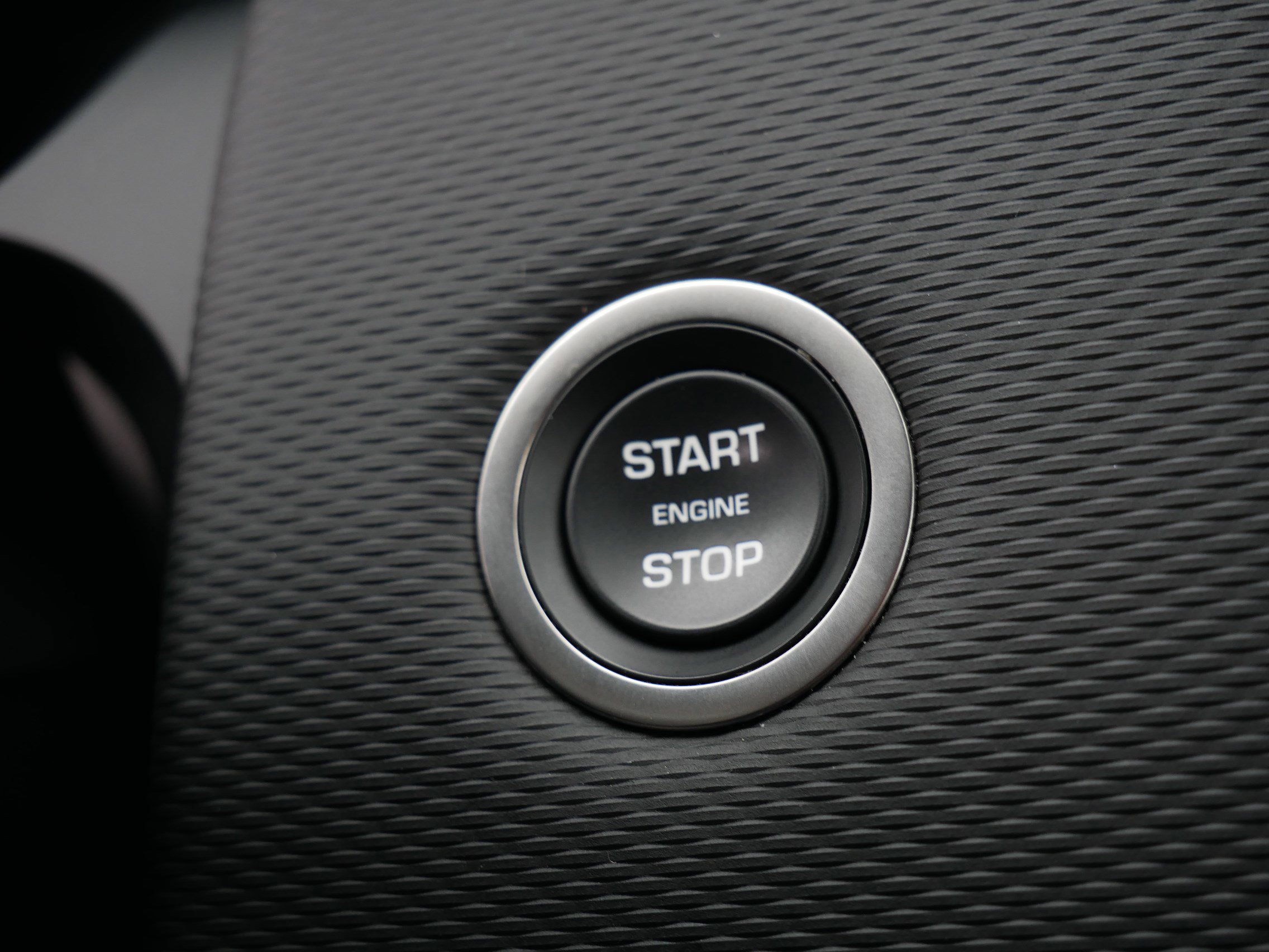 Used 2024 Land Rover Discovery Sport Dynamic SE image 33