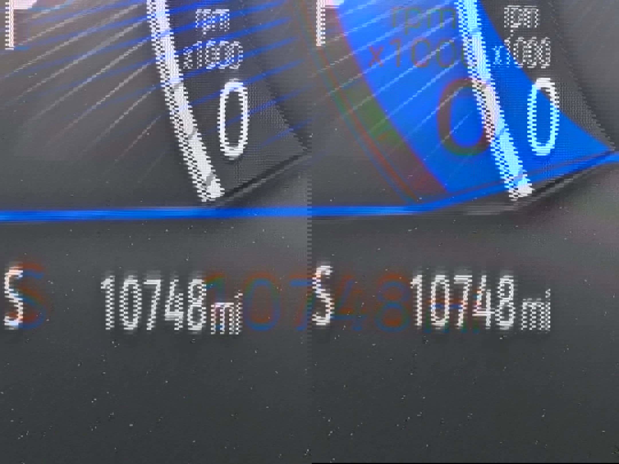 Used 2024 Volkswagen Tiguan SE R-Line image 21