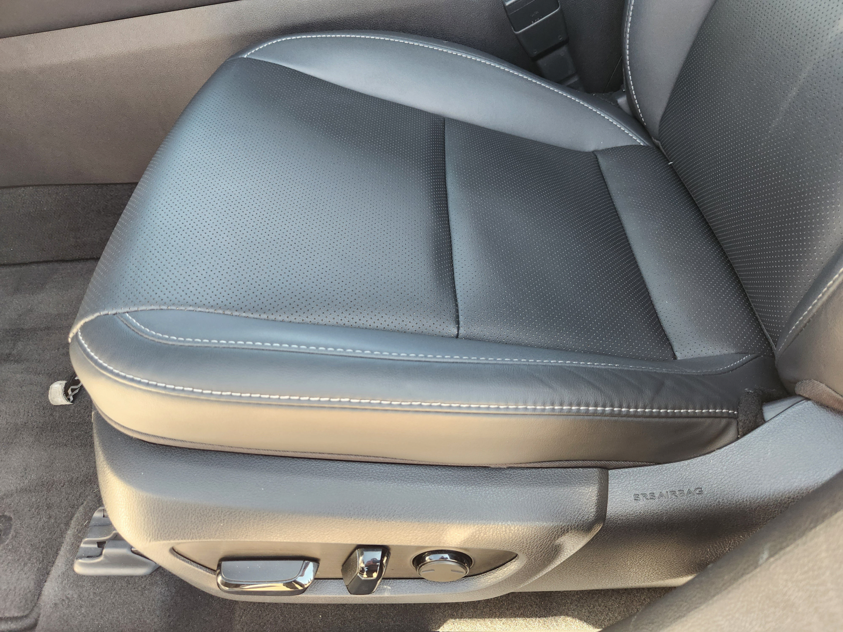 Used 2025 Lexus RX 350 FWD w/ Technology Package image 18