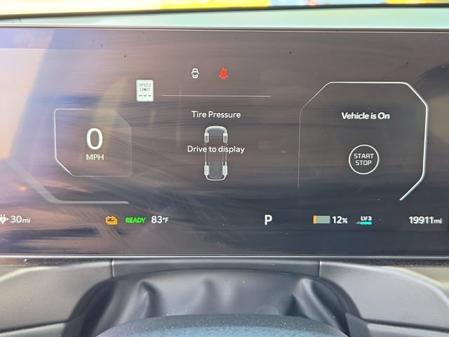 Used 2024 Kia EV9 Light Long Range RWD image 24