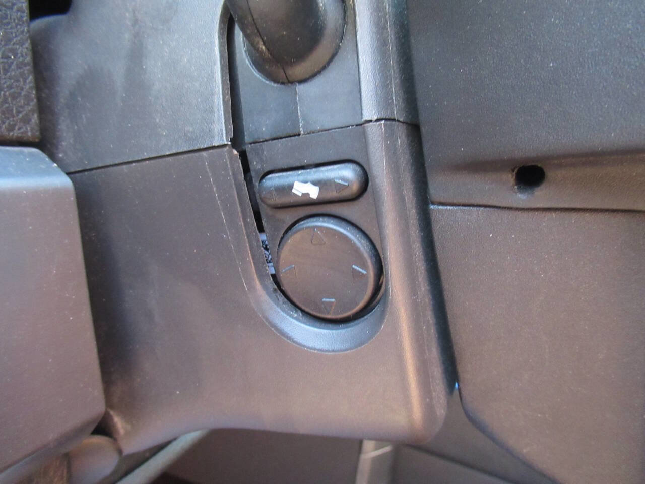 Used 2014 Ford F150 Raptor w/ Equipment Group 801A Luxury image 33