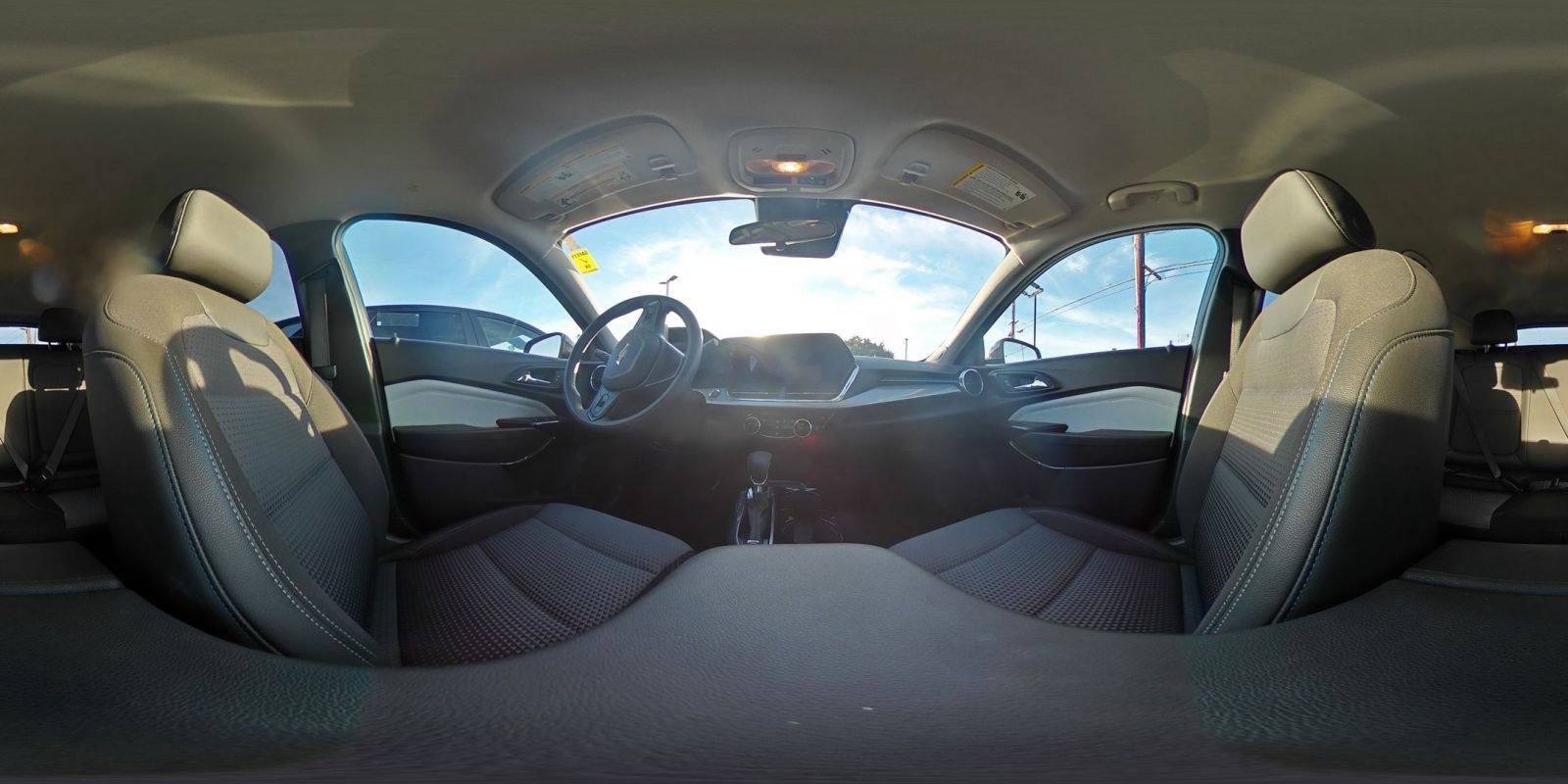 Used 2025 Chevrolet Trax LT image 40